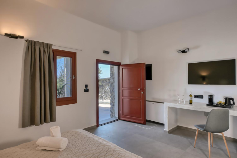 Bedroom 3, Splendour Hotel and Suites, South Aegean