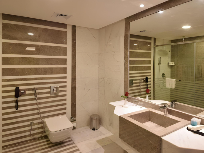Bathroom 5, Ruve Hotel Jeddah, Jeddah