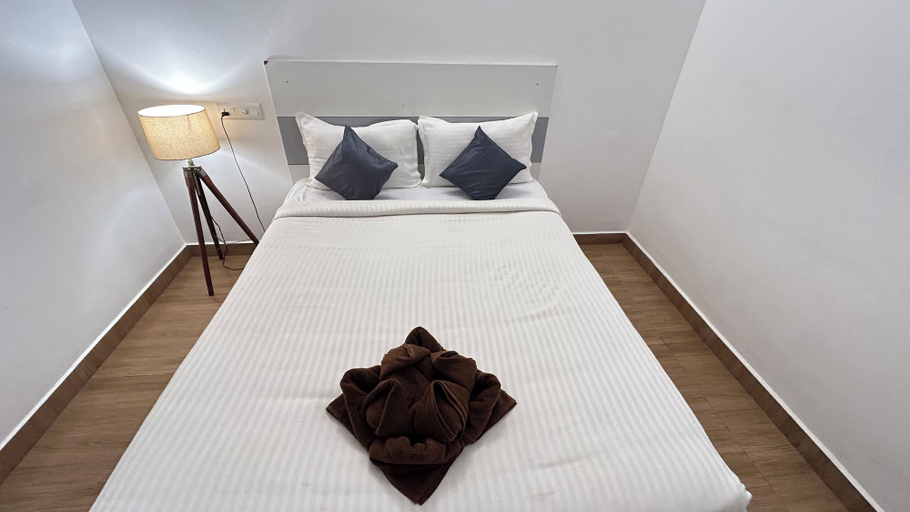 Bedroom 2, The Base Inn, Viluppuram