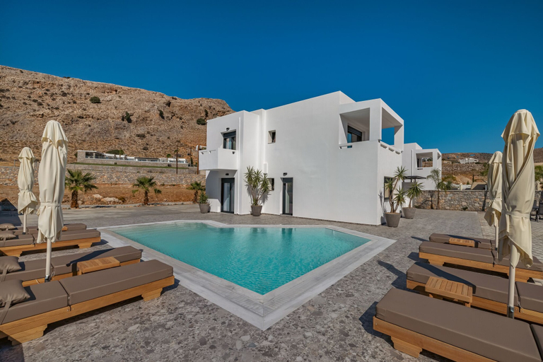 Outdoor pool, Amani Villa Lindos Two, South Aegean