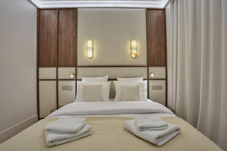 2, Apartment Matignon St Honore by Studio Prestige, Paris