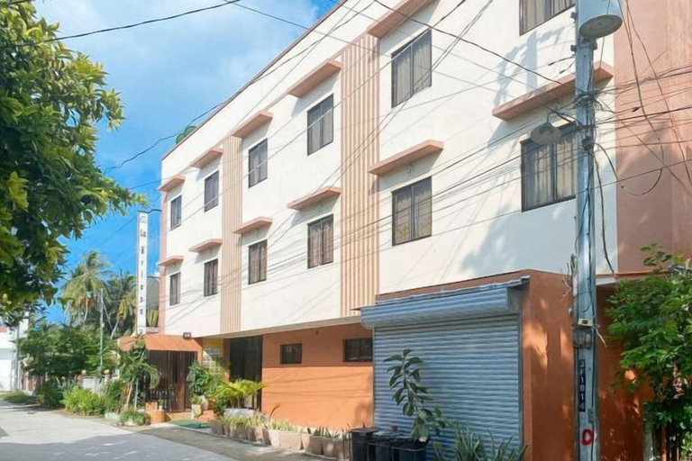 Exterior 3, RedDoorz @ La Briana Guest House Santa Fe, Bantayan Cebu, Santa Fe