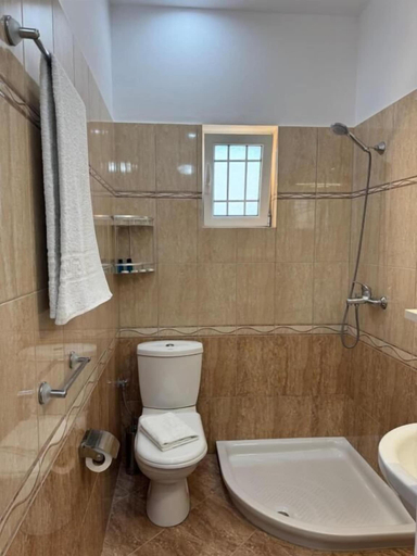 Bathroom 4, Villa Bushi, Sarandës