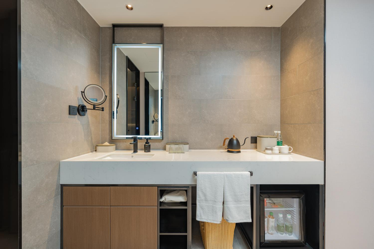 Bathroom 4, Atour Hotel Shanghai Jiading Nanxiang, Shanghai
