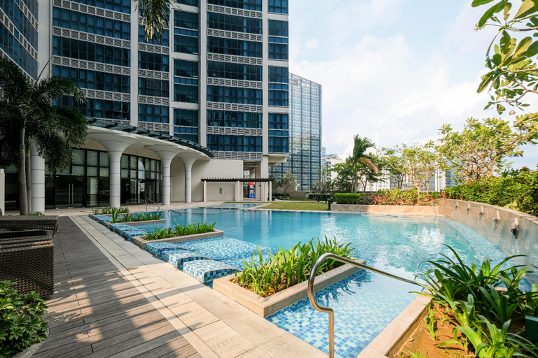 Sport & Beauty 2, Uptown Parksuites 2 with Netflix and WI Fi 100mbps, Taguig