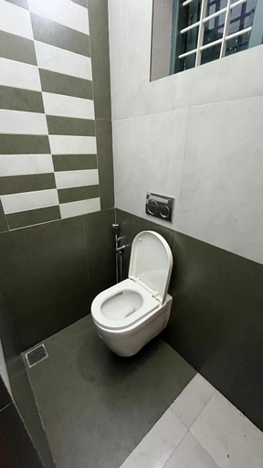 Bathroom 4, Dutch Heaven, Ernakulam