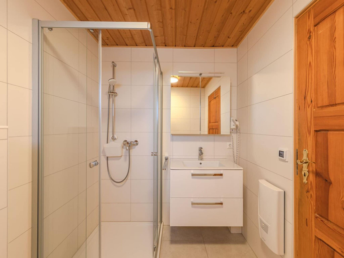 Bathroom 3, Ferienhaus im skandinavischen Stil, Mecklenburgische Seenplatte