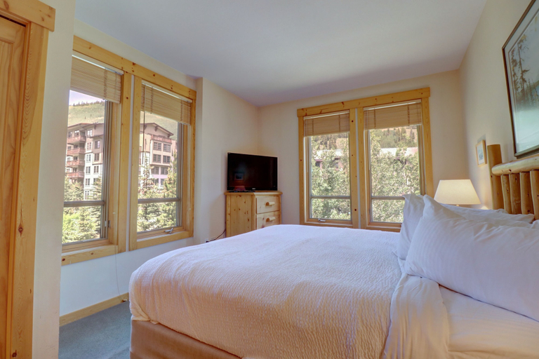 Room 3, Tx204 Taylors Crossing 3 Bedroom Condo, Summit