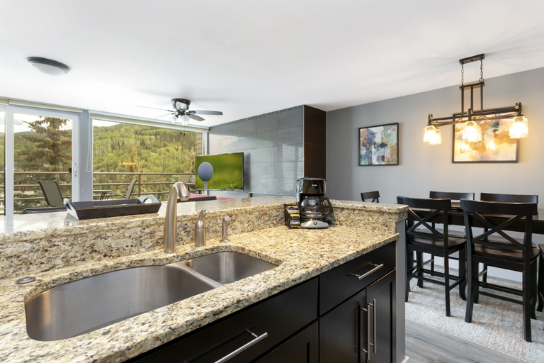 Private kitchen 4, Simba Run 1525 2 Bedroom Condo, Eagle