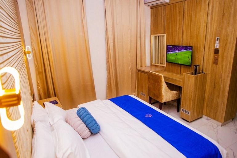 Bedroom 3, Greenview Hotel and Apartment, Uyo