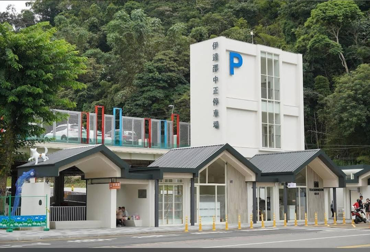 Exterior & Views 1, Lakeside B&B, Nantou