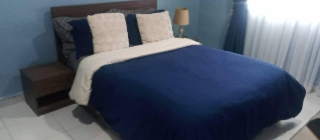 Room 2, SNS Apartments, Ga East