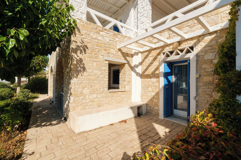 Exterior 2, Kriolithos Houses, South Aegean