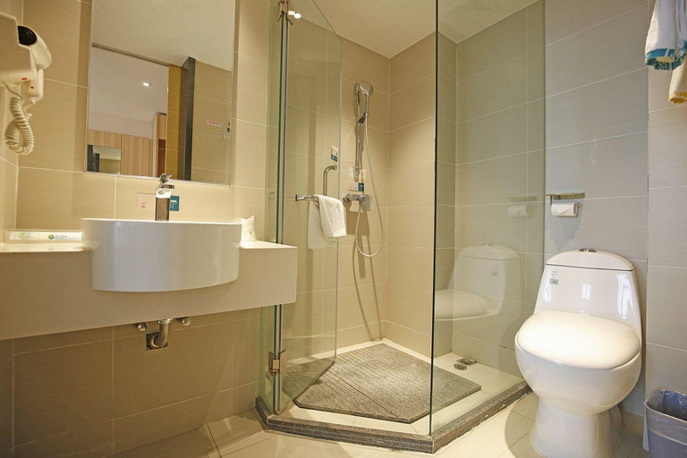Bathroom 2, City Comfort Inn Chengdu Longquanyi District Beijing Road, Chengdu