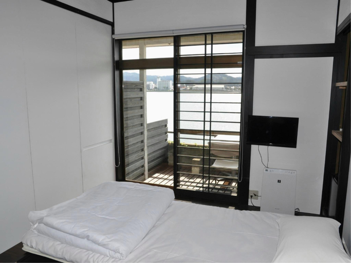 Bedroom 2, Riverside Hotel Karatsu Castle, Karatsu
