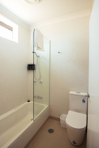Bathroom 4, Burke & Wills Motel Mt Isa, Mount Isa