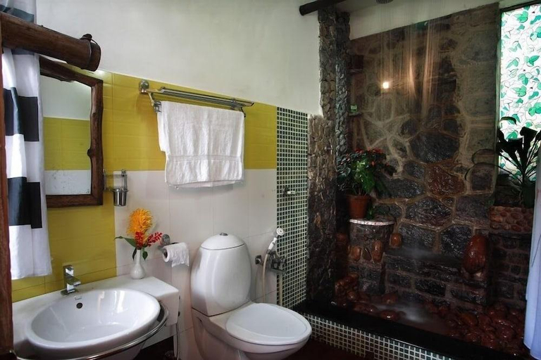 Bathroom, Wild Elephant Eco-Friendly Resort, Idukki