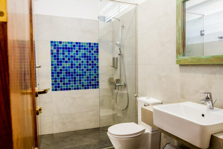 Bathroom, Linará, Hikkaduwa