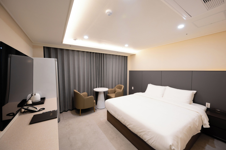 Room 3, VAVANT TOURIST HOTEL, Muan