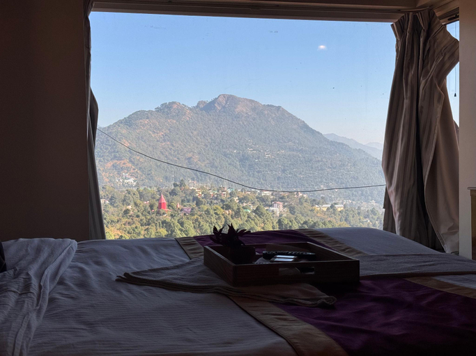 Bedroom 2, Ceedar Cottages, Nainital