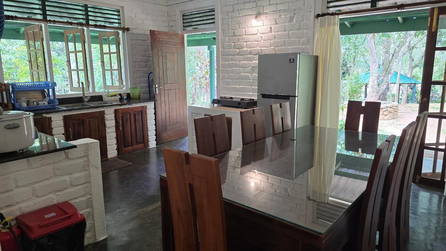 Food & Drinks 4, Nature Hub Koslanda Holiday House, Hildummulla