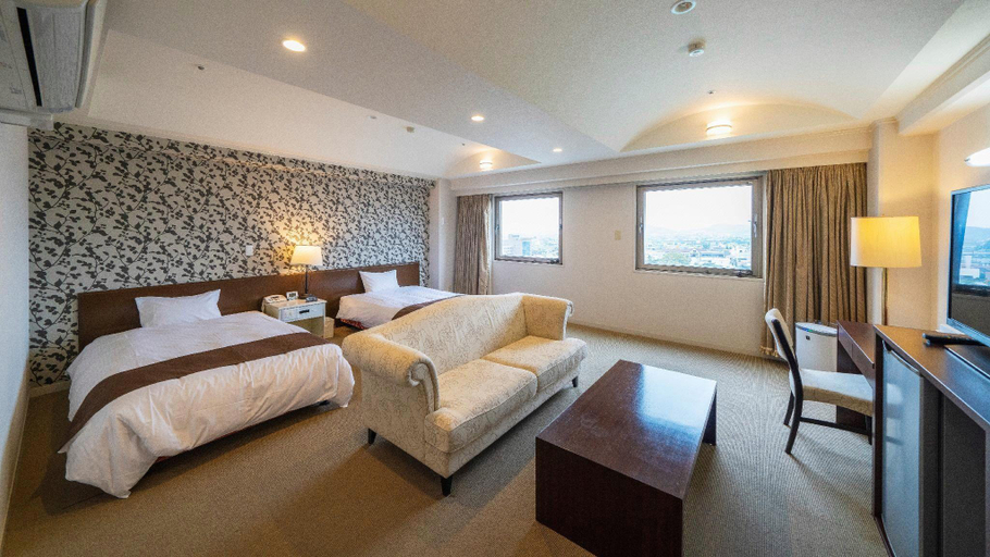 Bedroom 3, Kotosankaku Hotel, Kotohira