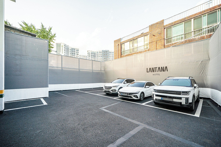 Exterior 4, Lantana Hotel Daegu Sinam, Buk