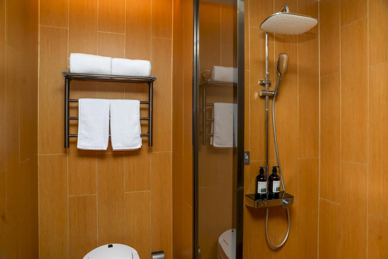 Bathroom 4, Ji Hotel Shenzhen Guangming Tianhui City, Shenzhen