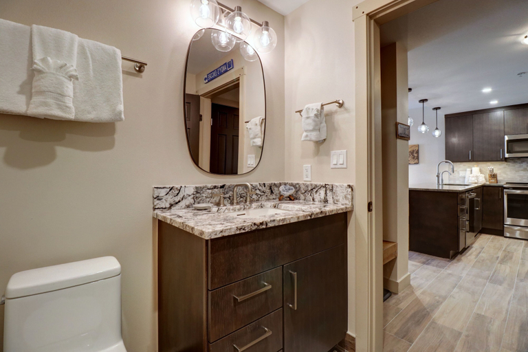 Bathroom 2, Pp409 Passage Point 2 Bedroom Condo, Summit