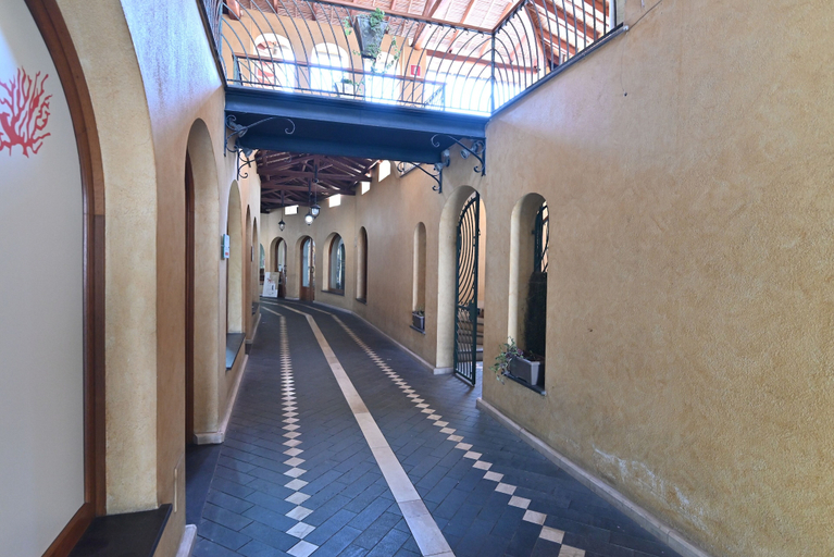 Primary image
