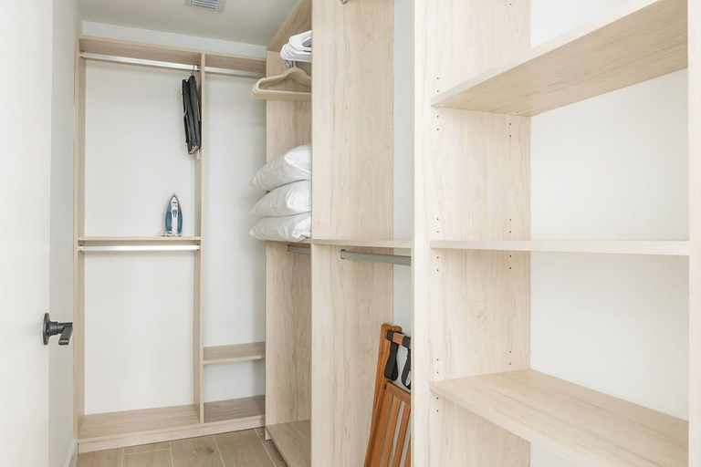 Interior, District 225 by Nomada, Miami-Dade