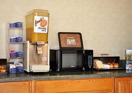 3, Americas Best Value Inn Richmond VA Midlothian Turnpike, Richmond