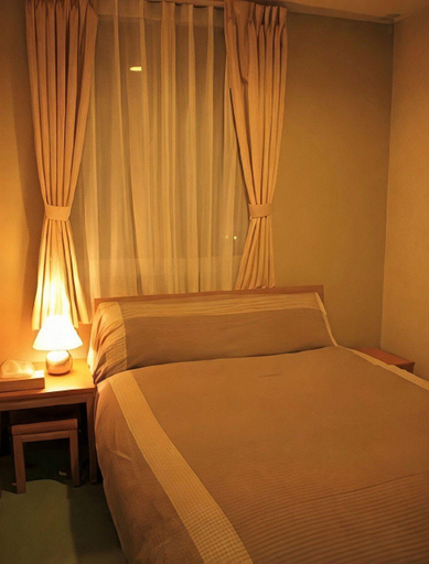 Bedroom 4, Aso Base Backpackers, Aso