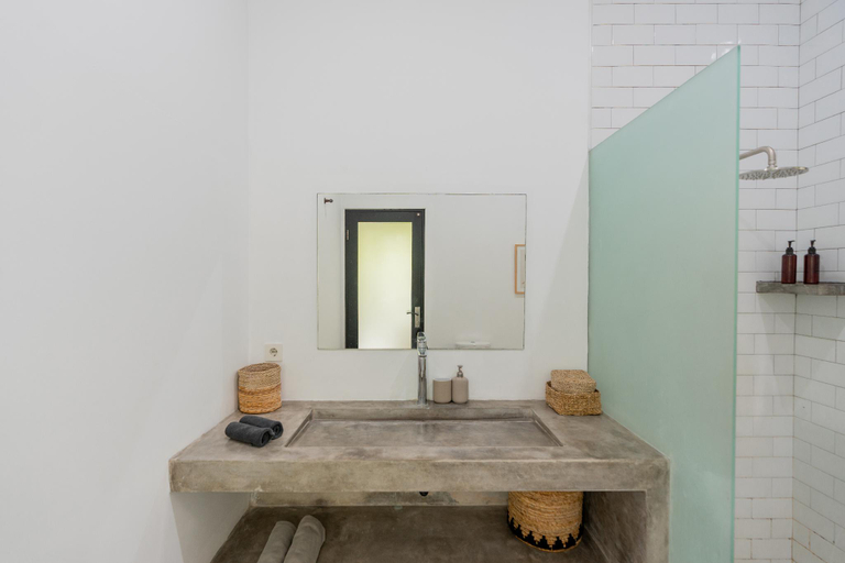 Bathroom 4, Villa Cocovibes, Badung