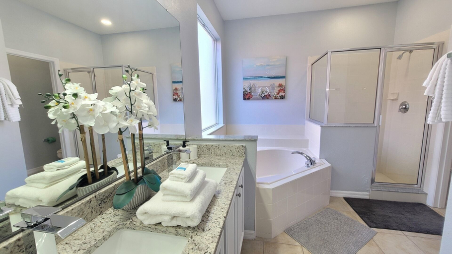 Bathroom 5, Sol1520sc 6 Bed Solana Holiday Villa, Polk
