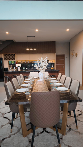 Food & Drinks 5, Royal Hill Villa, Bogor