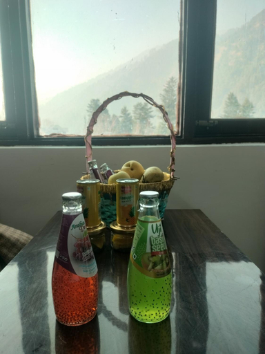 Food & Drinks, Hotel Hills Heaven, Anantnag