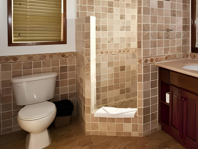 Bathroom 3, Hopkins Bay Belize a Muy'Ono Resort