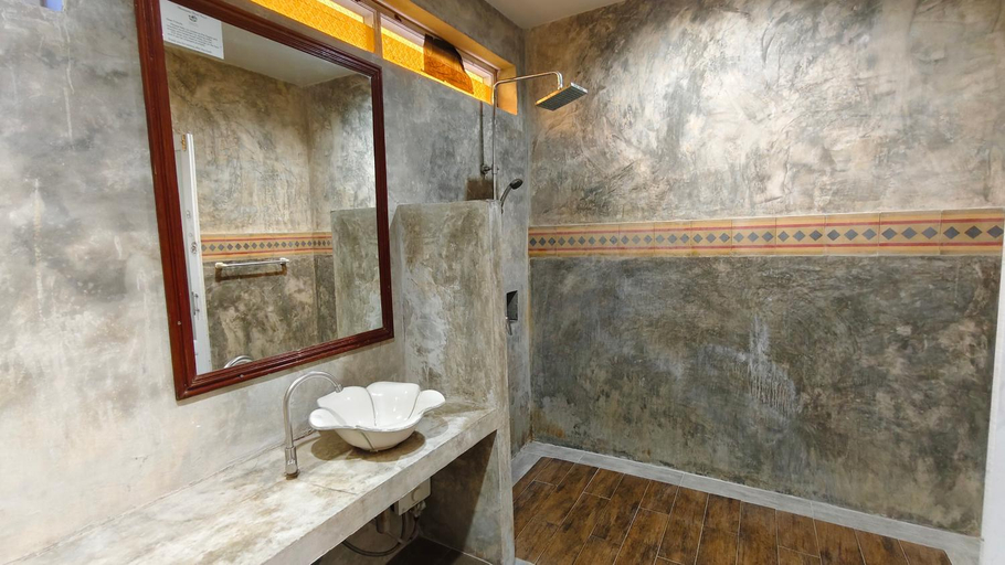 Bathroom 4, Baantoom Village and Resort, Tha Mai