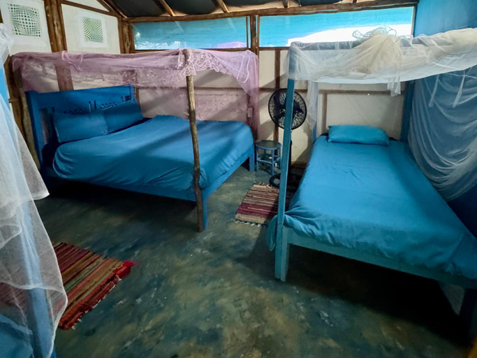 Bedroom 2, Underwater Explorers, Matutuíne