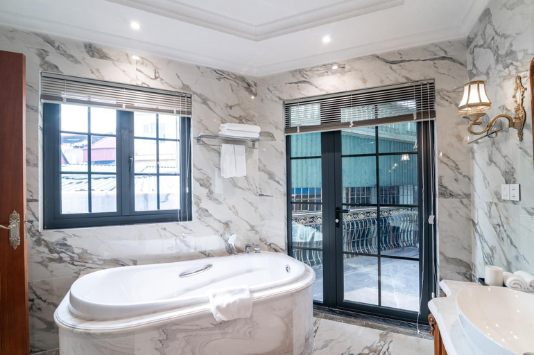 Bathroom 4, Victoria Suites Westlake Hanoi, Tây Hồ
