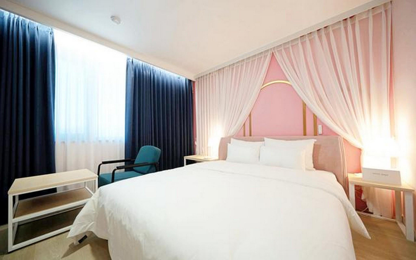 Bedroom 2, Haman Sanin YAJA, Haman