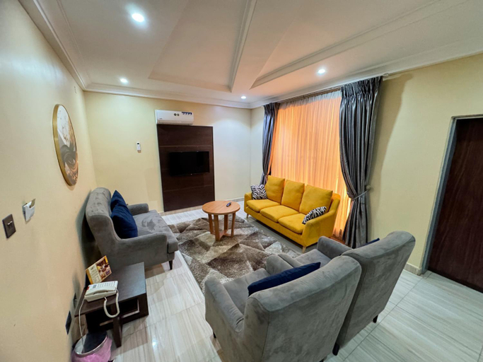 Others 4, OTK'S APARTMENT, AbujaMun