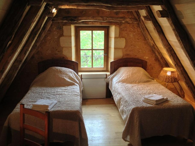 Bedroom 2, Maison Milou, Dordogne