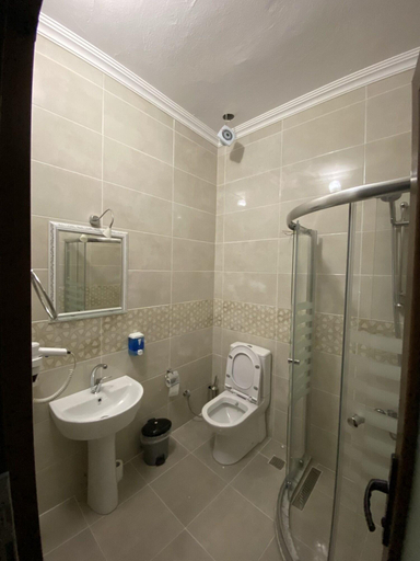 Bathroom 5, Selale Konak Cavus'un Yeri, Çayeli