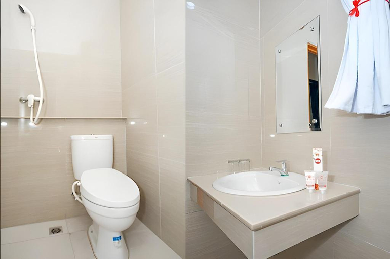 Bathroom 3, Maximus Prime, Palembang
