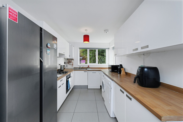Private kitchen 2, Montpellier Road 121, Nottingham