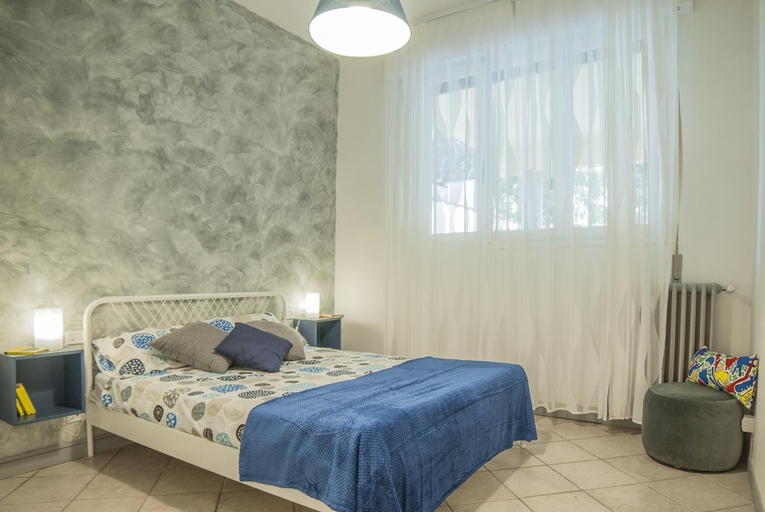 Bedroom 2, Fortezza Apartment , Florence