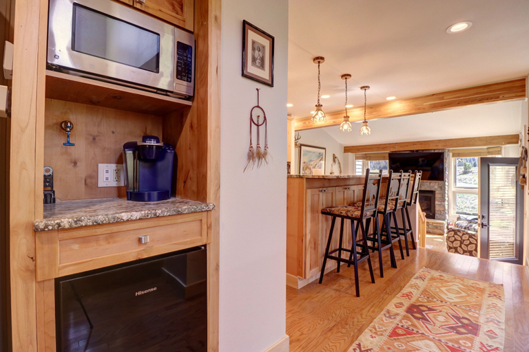 Interior 2, Woods21 Townhome 3 Bedroom Townhouse, Summit