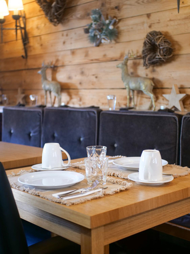 Food & Drinks 5, Hotel Les Airelles, Haute-Savoie
